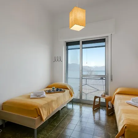 아파트 Infinity Maggiore View - Happy 스트레사
